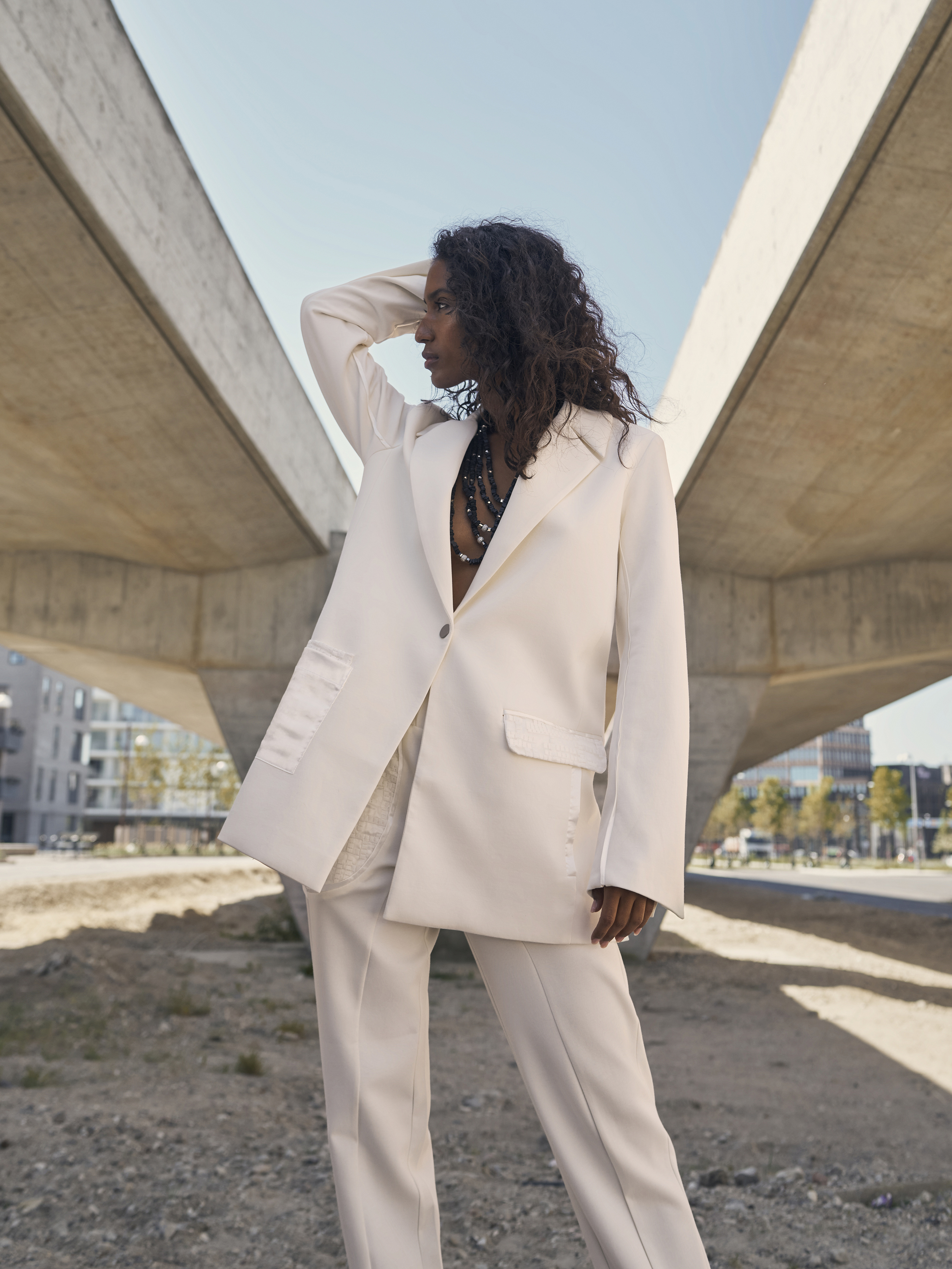 Look 03